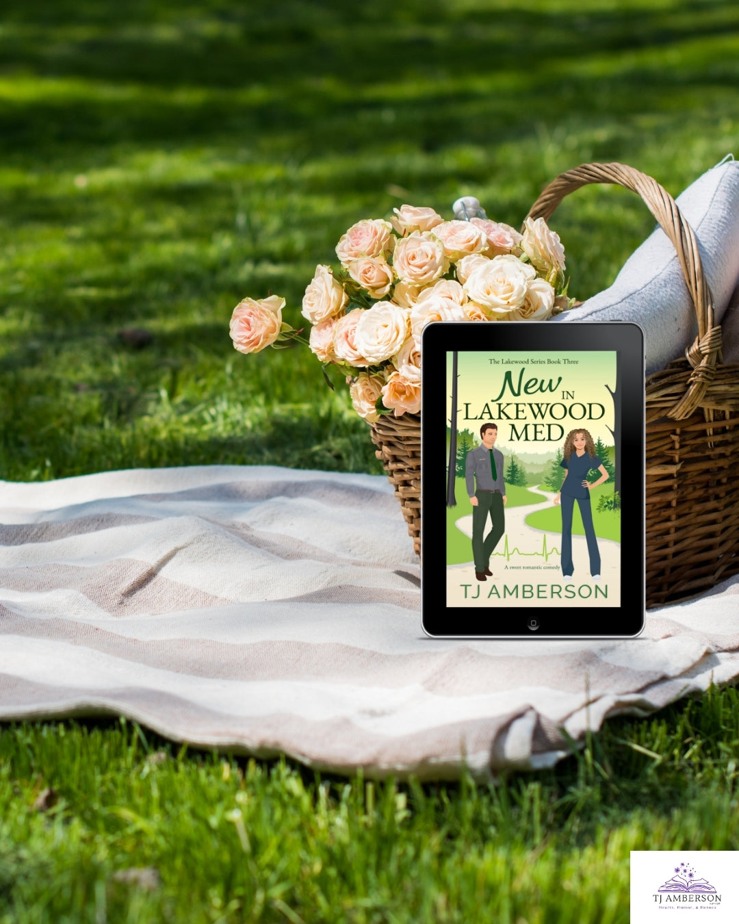 NEW IN LAKEWOOD MED (The Lakewood Series Book Three) by TJ Amberson - eBook